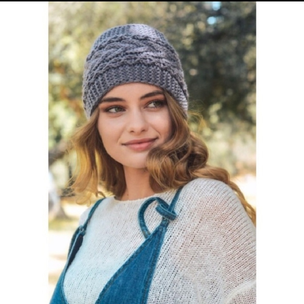 Gray Wide Cable Knit Headband